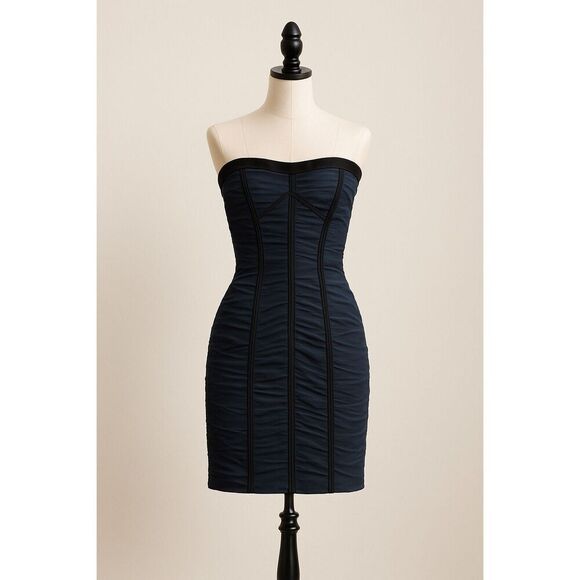 BCBGMaxAzria Dresses & Skirts - BCBGMAXAZRIA Ruched Strapless Cocktail Dress 0